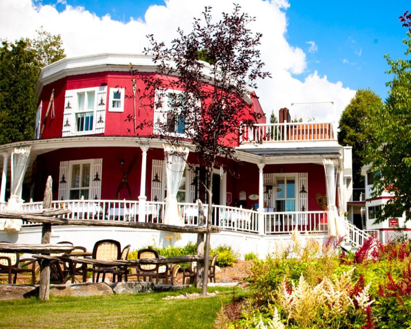 Auberge De La Tour Du Lac Sainte-Agathe-des-Monts Eksteriør bilde